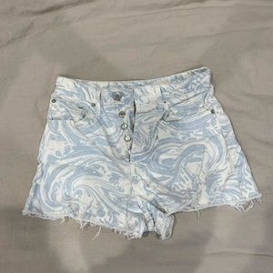 Blue and white Zara denim shorts size US 4, worn only a few times